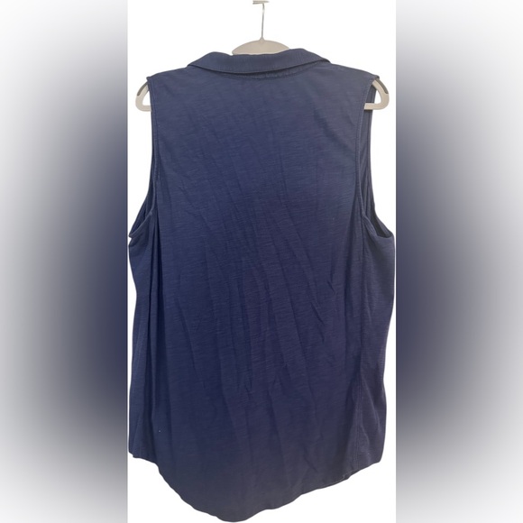 Tommy Bahama 100% Cotton Sleeveless Collared V Neck Blue Button Down Shirt - Picture 2 of 6